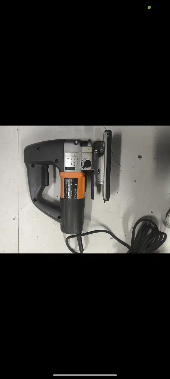 اره عمود بر آلمان|ابزارآلات|رشت, منظریه|دیوار