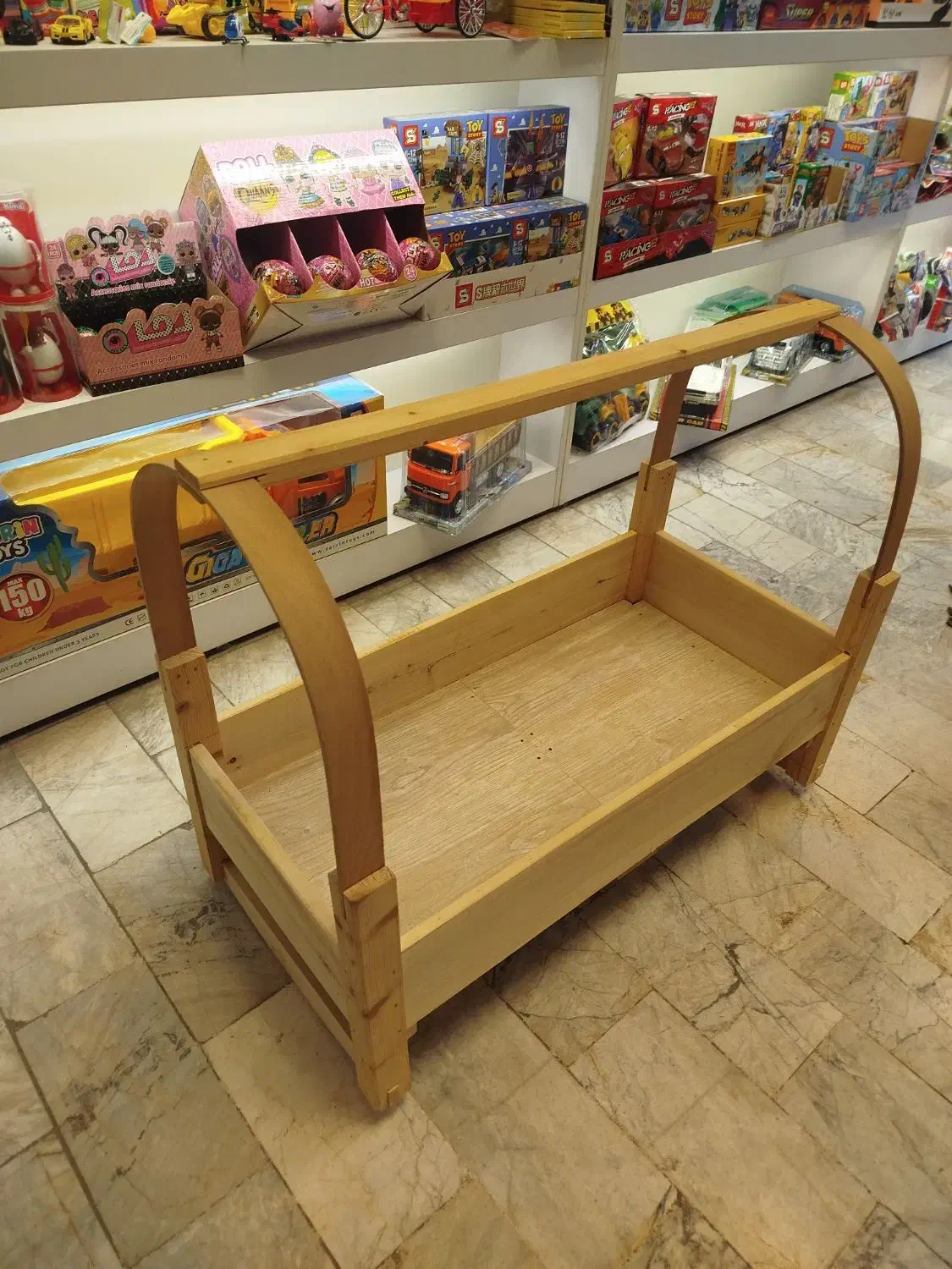 گهواره نوزاد سایز بزرگ|تخت و صندلی بچه|اردبیل, |دیوار