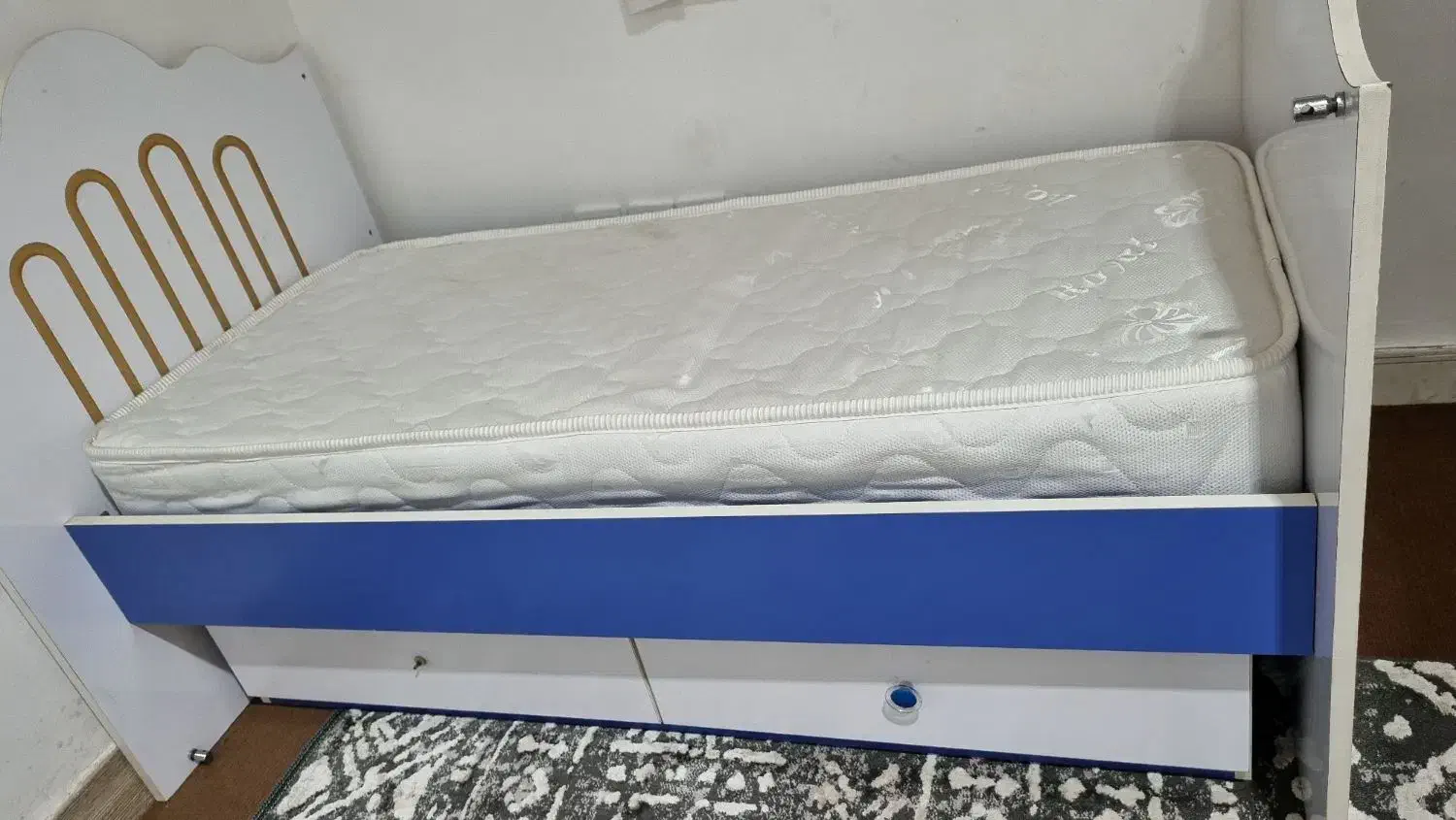 تخت کودک ۸ سال|تخت و سرویس خواب|شیرود, |دیوار