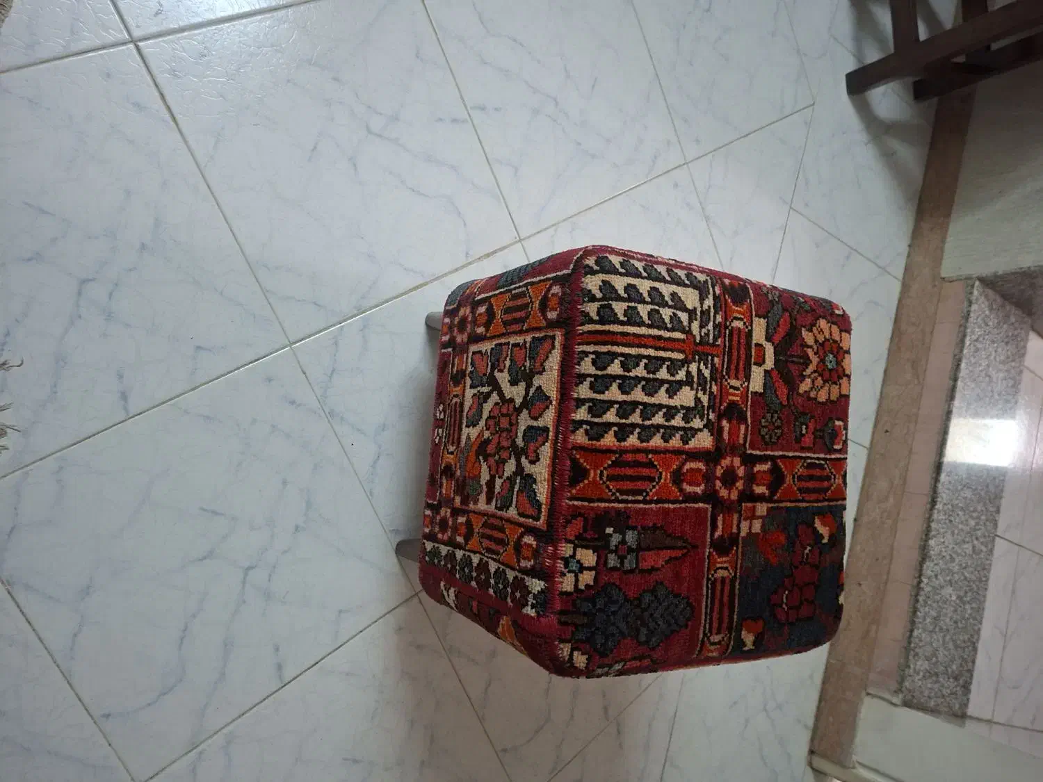 پاف|پشتی|بروجرد, |دیوار