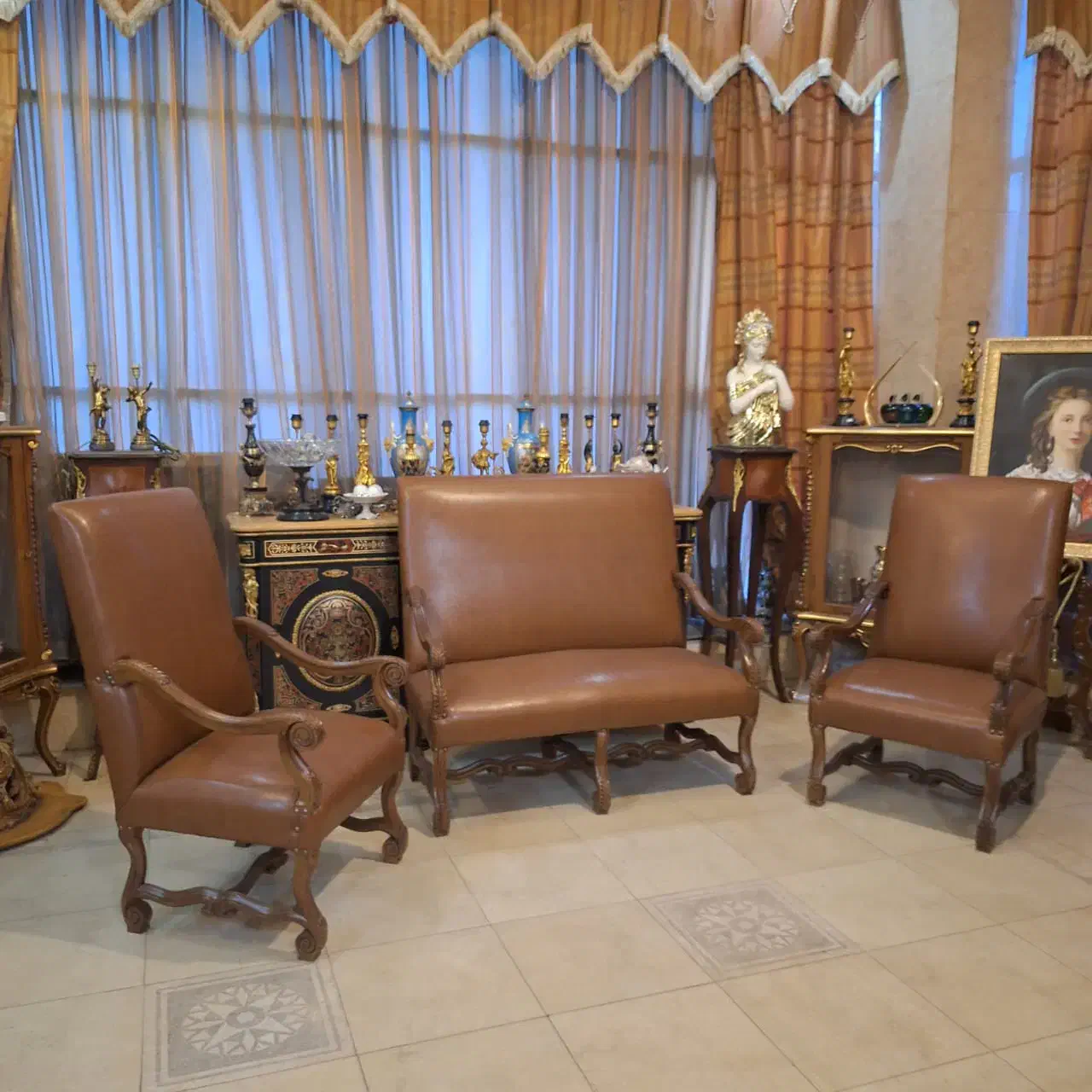 نیم ست حاجی زاده|مبلمان خانگی و میز عسلی|تهران, نیاوران|دیوار