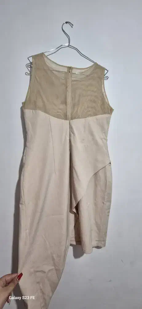 لباس مجلسی|لباس|تهران, بنی‌هاشم|دیوار