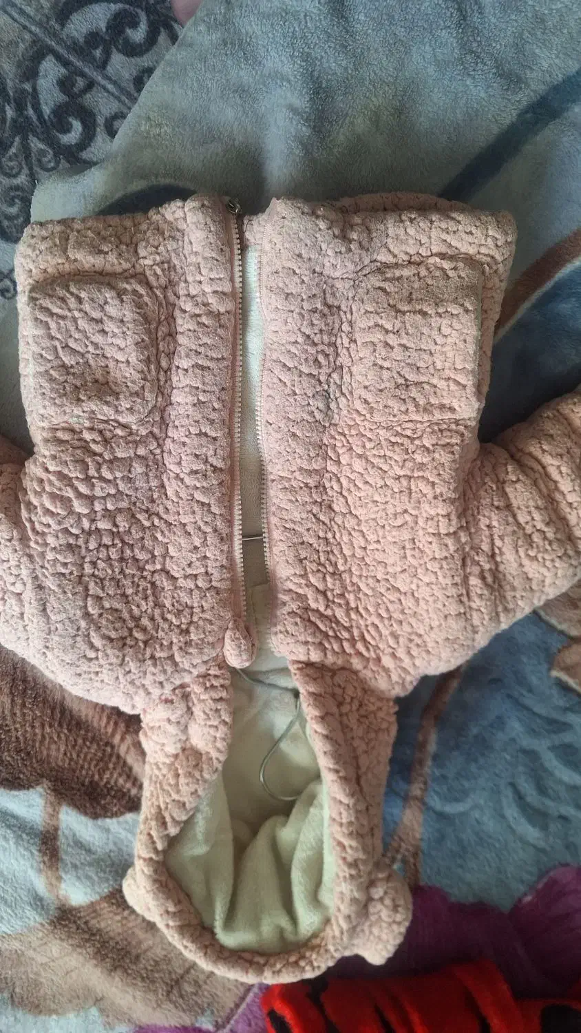 کاپشن و کفش|کفش و لباس بچه|شیراز, درکی|دیوار