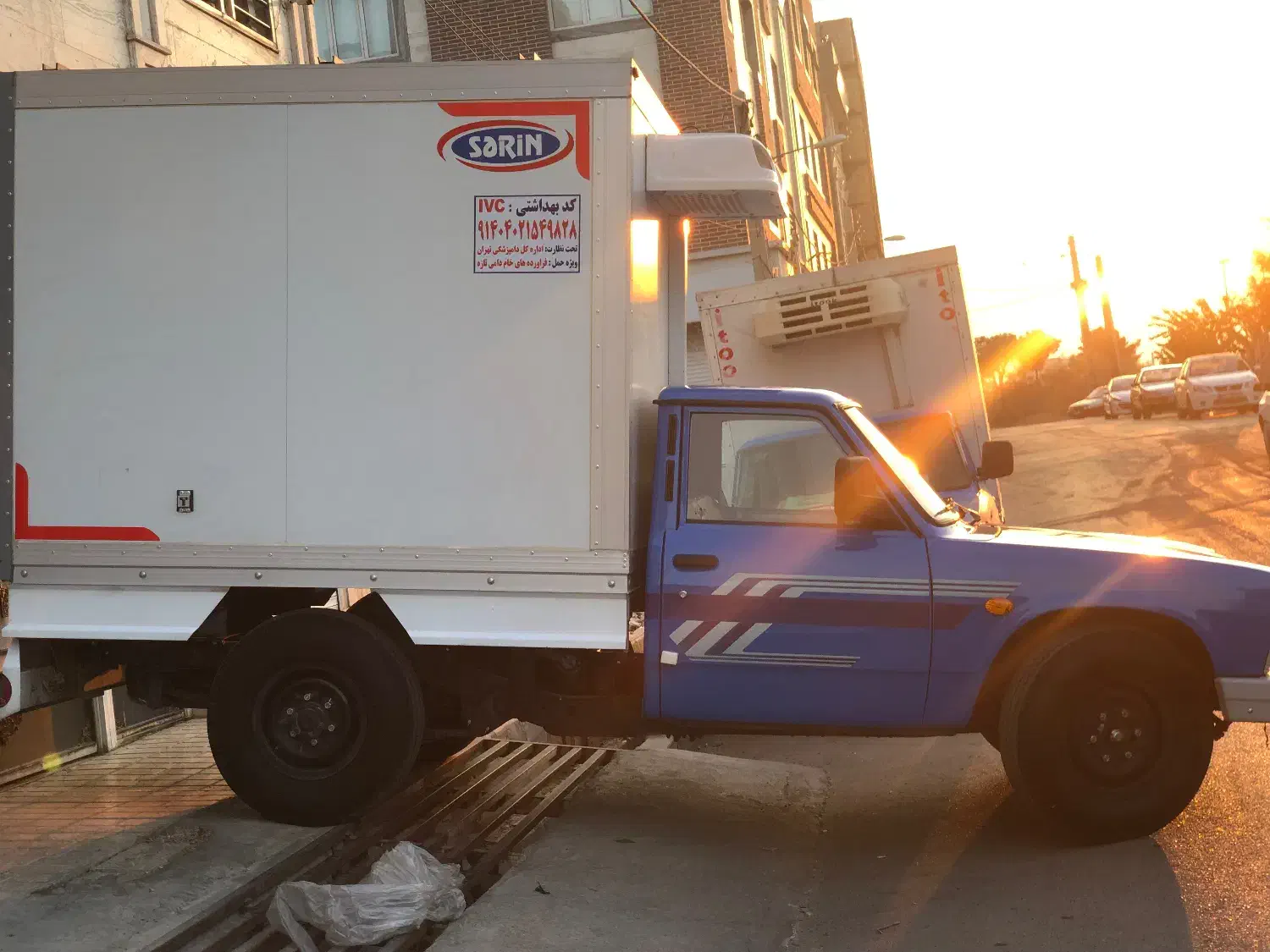 نیسان یخچالدار۴۰۳|خودرو سواری و وانت|اسلام‌شهر, شهرک سعیدیه|دیوار