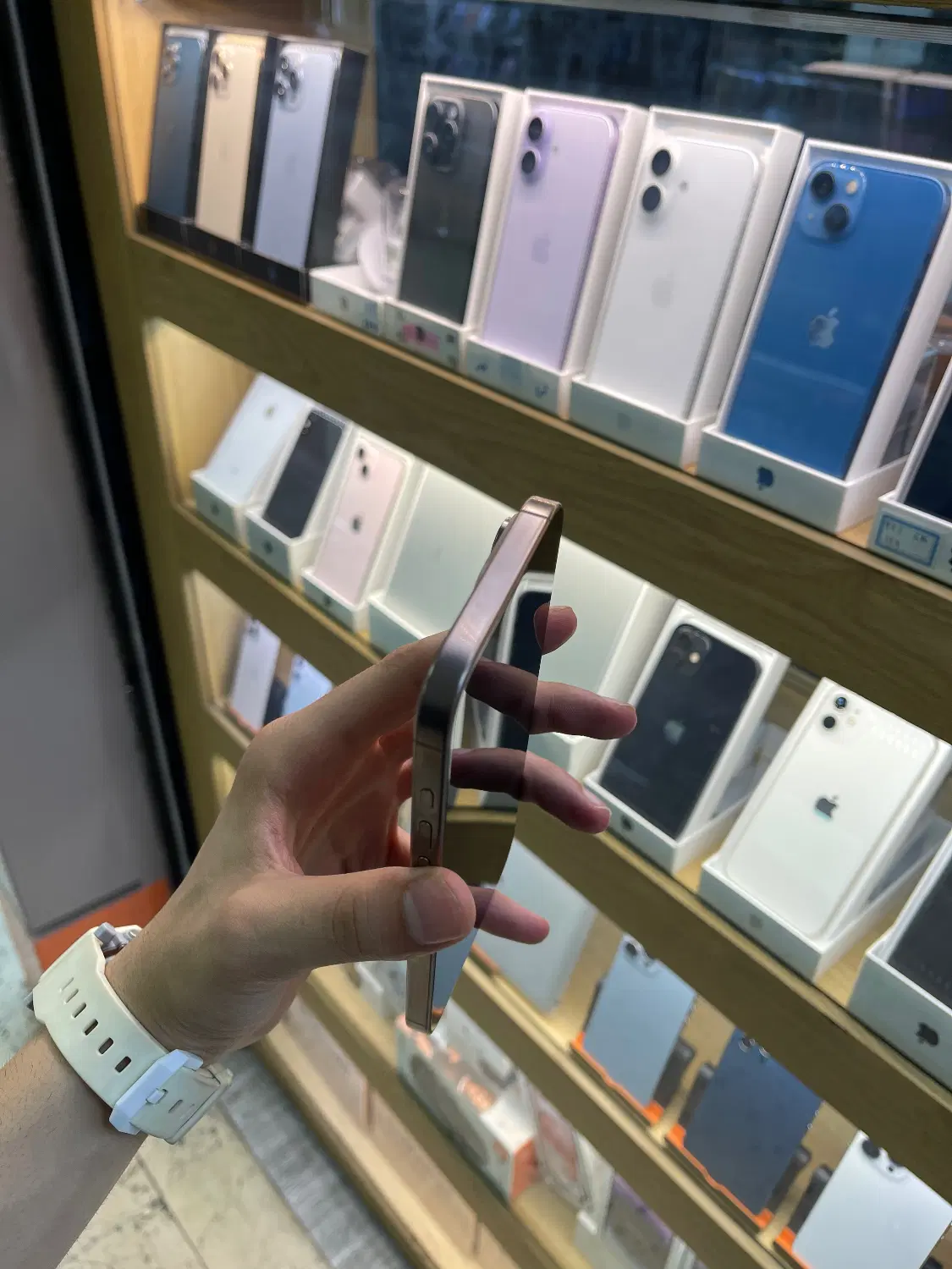 iphone 16pro max|موبایل|کرج, اصفهانی‌ها|دیوار