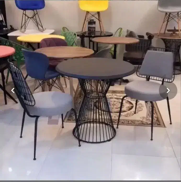 میز و صندلی کافه رستوران ژیوان هومhgfd421|کافی‌شاپ و رستوران|رشت, نامجو|دیوار