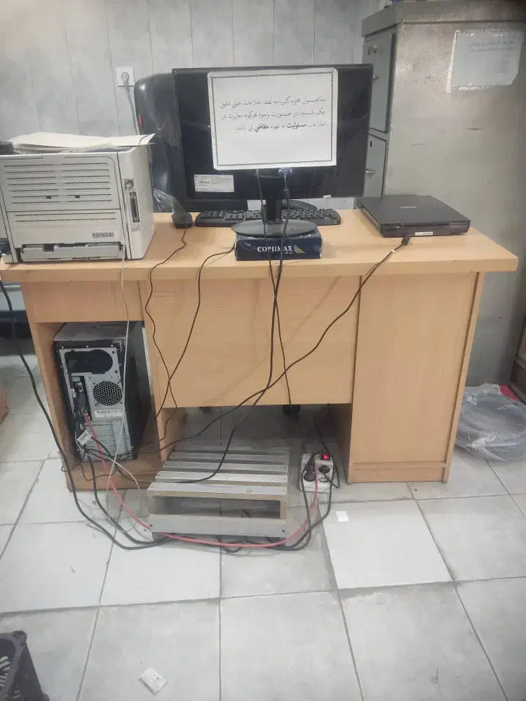 میز کامپیوتر با قیمت مناسب|میز تحریر و کامپیوتر|شیراز, تاچارا|دیوار