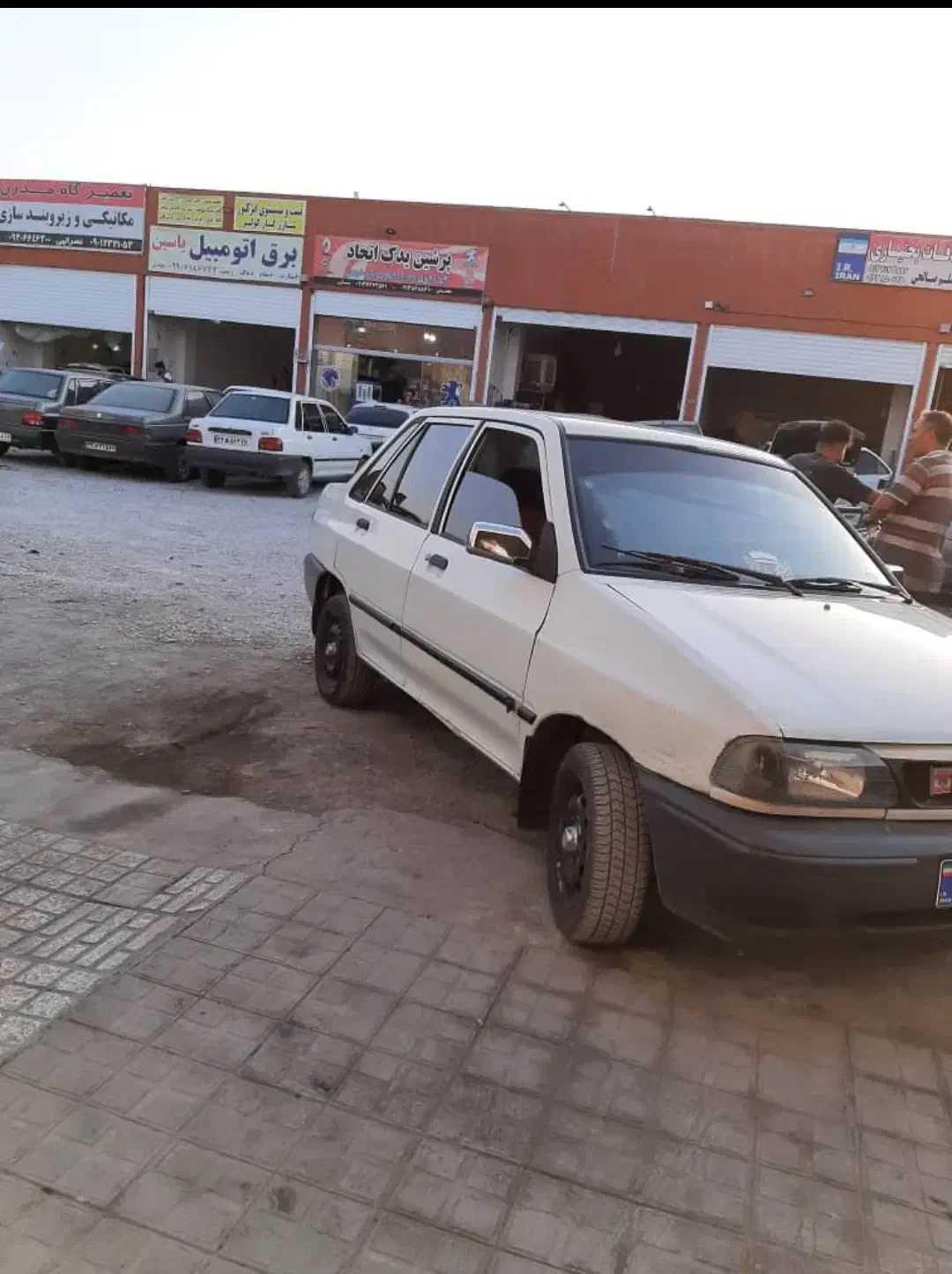 پراید بدون رنگ شاسی سالم|خودرو سواری و وانت|فولادشهر, C3|دیوار