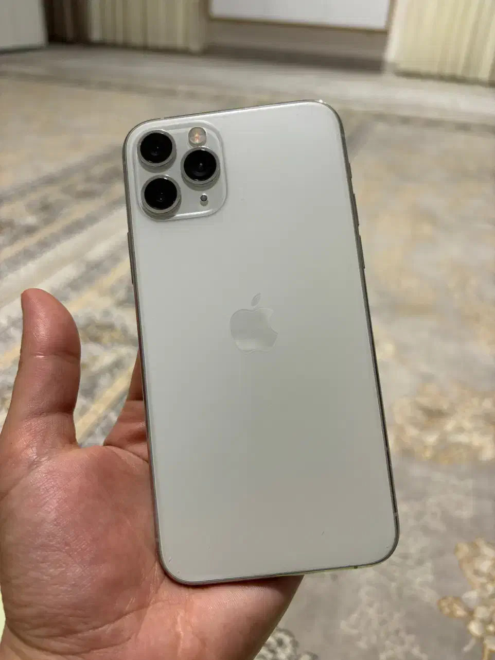 ایفون ۱۱ پرو سفید|موبایل|علی‌آباد کتول, |دیوار