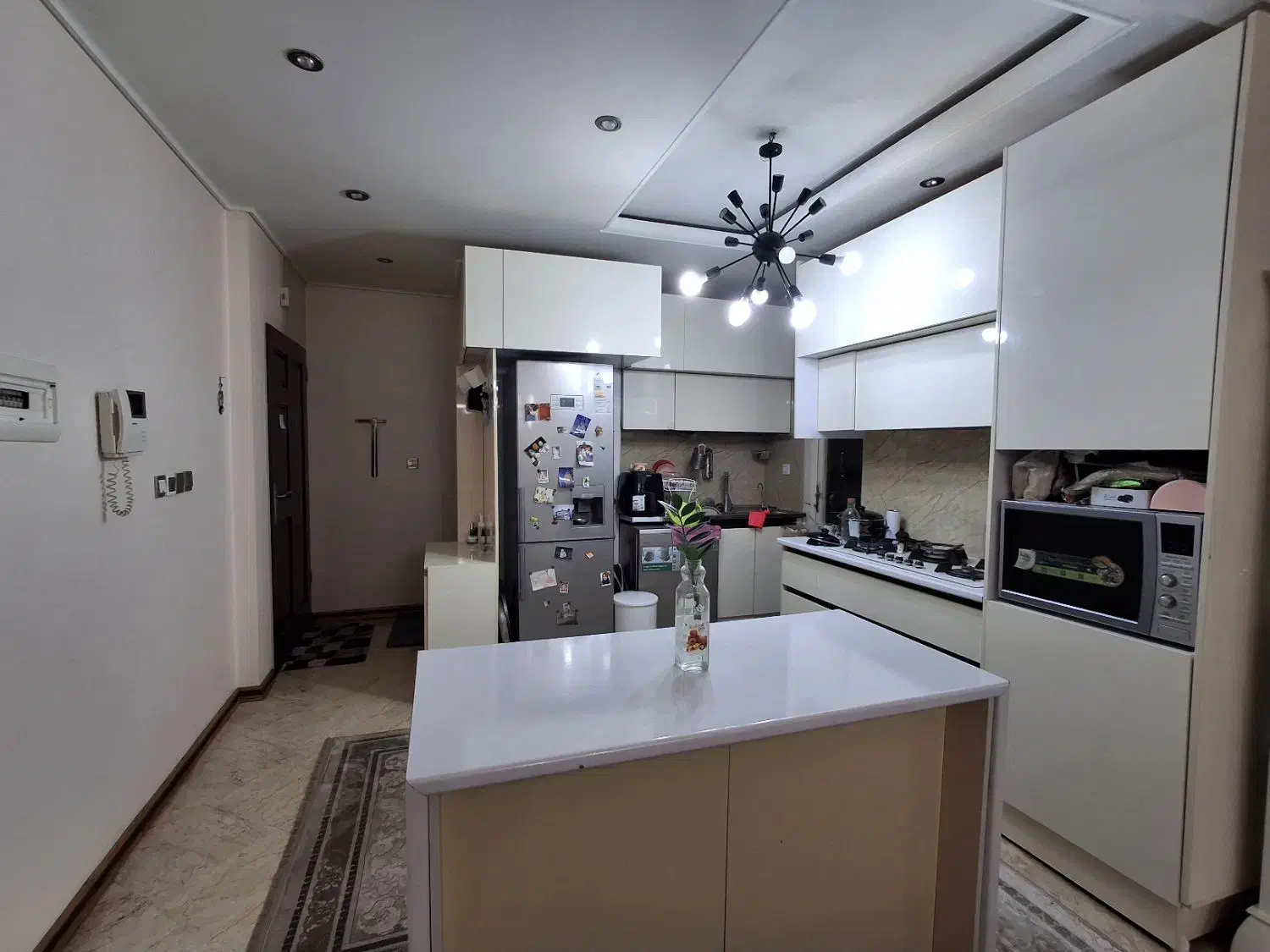 اجاره آپارتمان 80متری دو خواب اشرفی اصفهانی