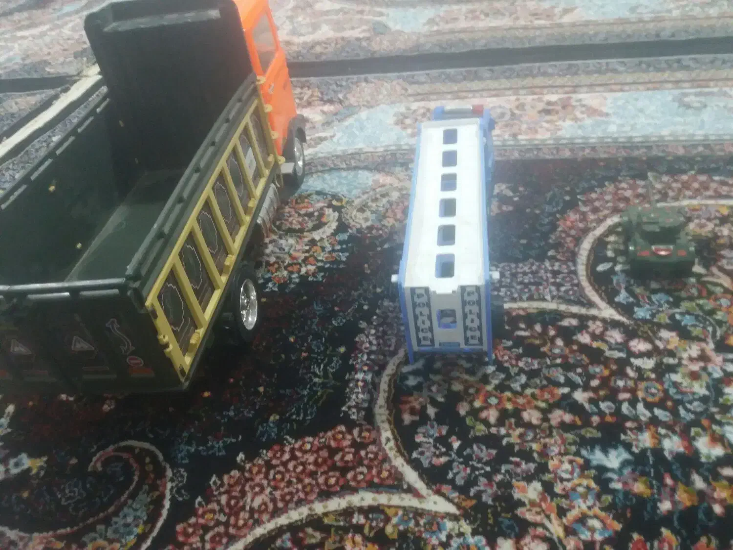 کامیون اسباب بازی|اسباببازی|اسدآباد, |دیوار