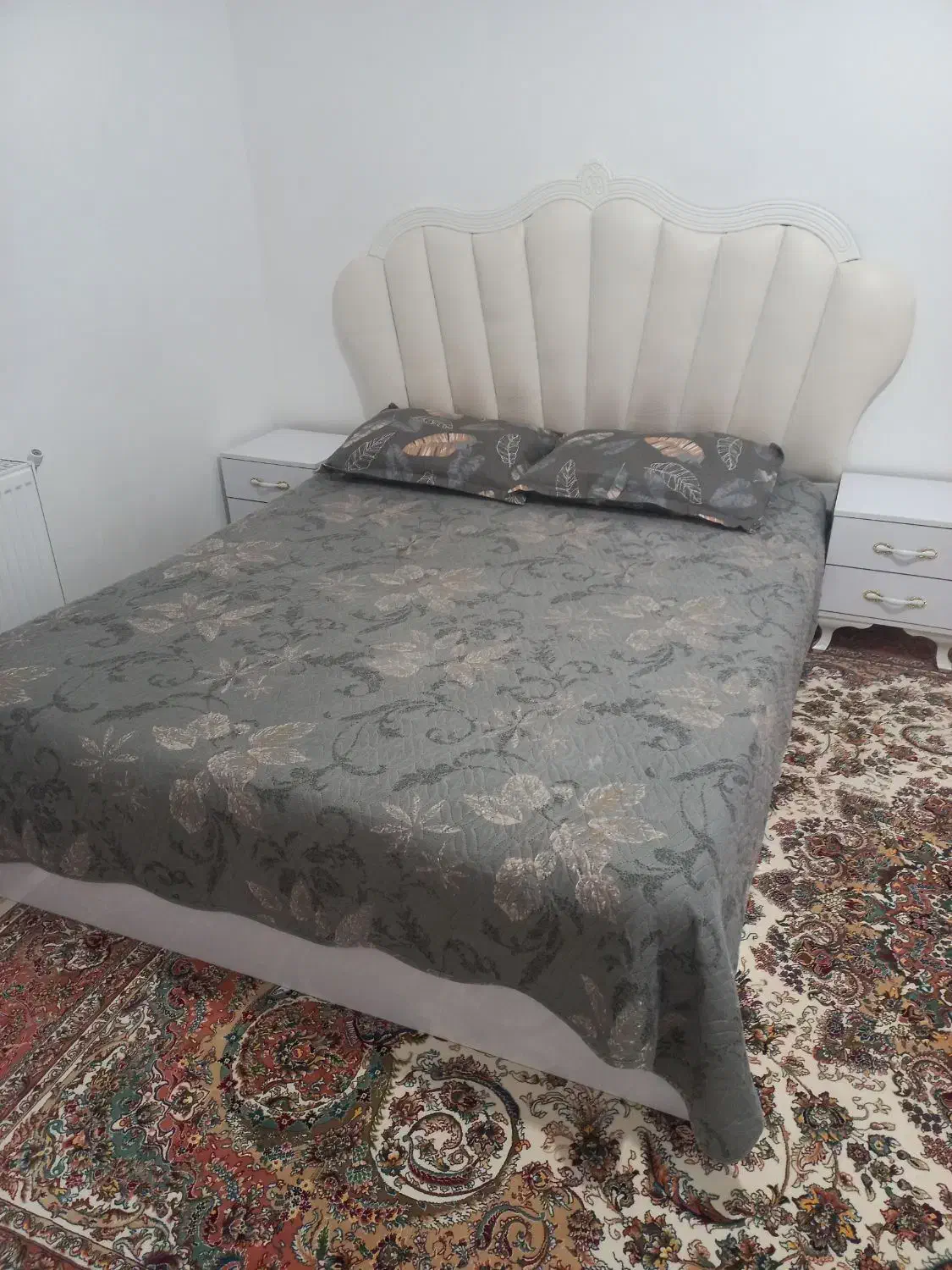 سرویس خواب دونفره با تشک طبی|تخت و سرویس خواب|هشترود, |دیوار