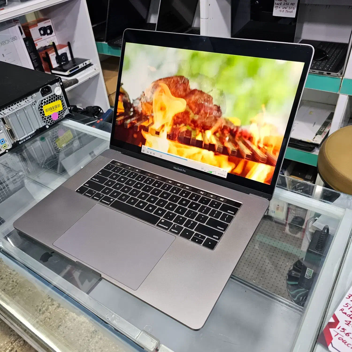 لپتاپ اپل پردازنده i9 نسل ۹ سری HK رم ۳۲ گرافیک ۴|رایانه همراه|یاسوج, |دیوار