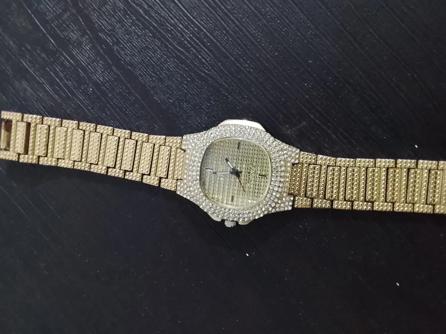 ساعت|ساعت|ساوه, |دیوار