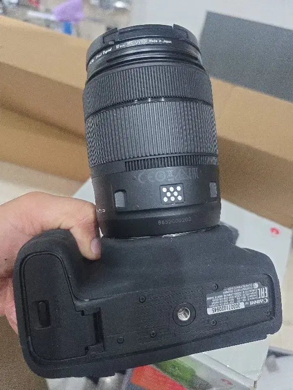 دوربین 800D با لنز 18 135 usm با ۷۰۰ عدد شات|دوربین عکاسی و فیلمبرداری|یزد, |دیوار