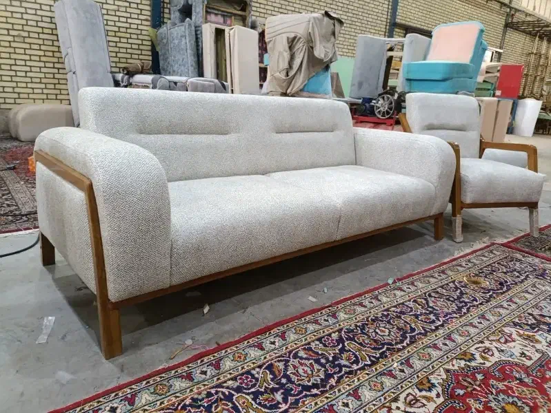 استخدام نیروی کار مبلمان|استخدام صنعتی، فنی، مهندسی|قم, شهرک طالقانی|دیوار