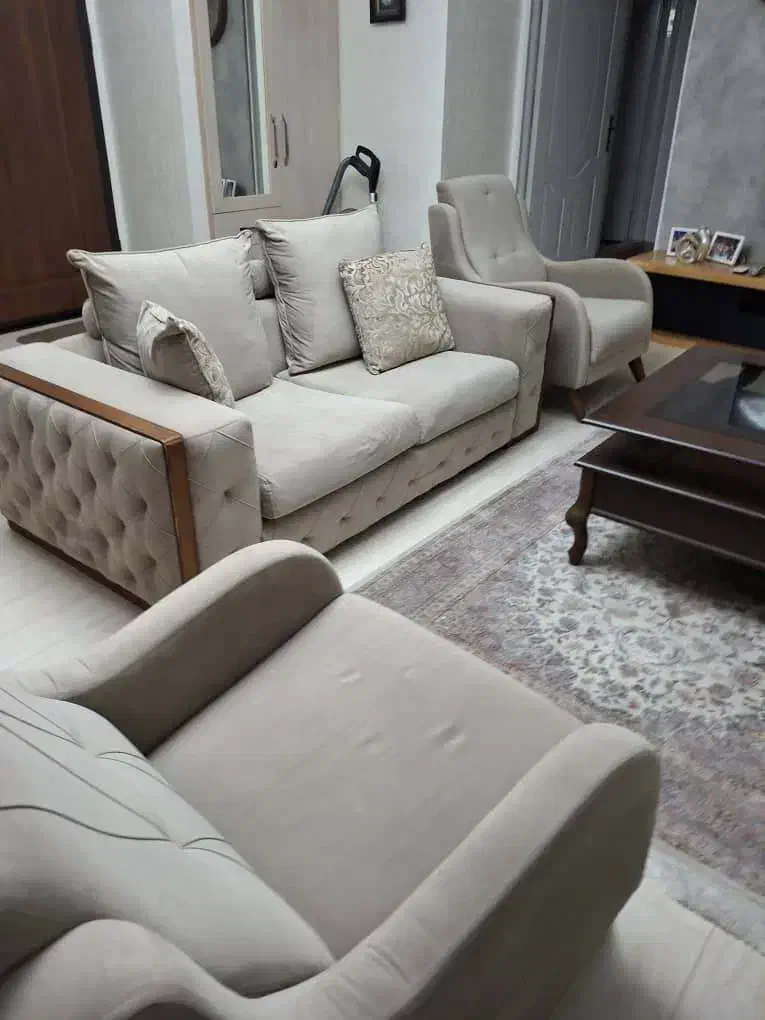 فروش مبل هفت نفره در حد نو|مبلمان خانگی و میز عسلی|رشت, پارک شهر|دیوار