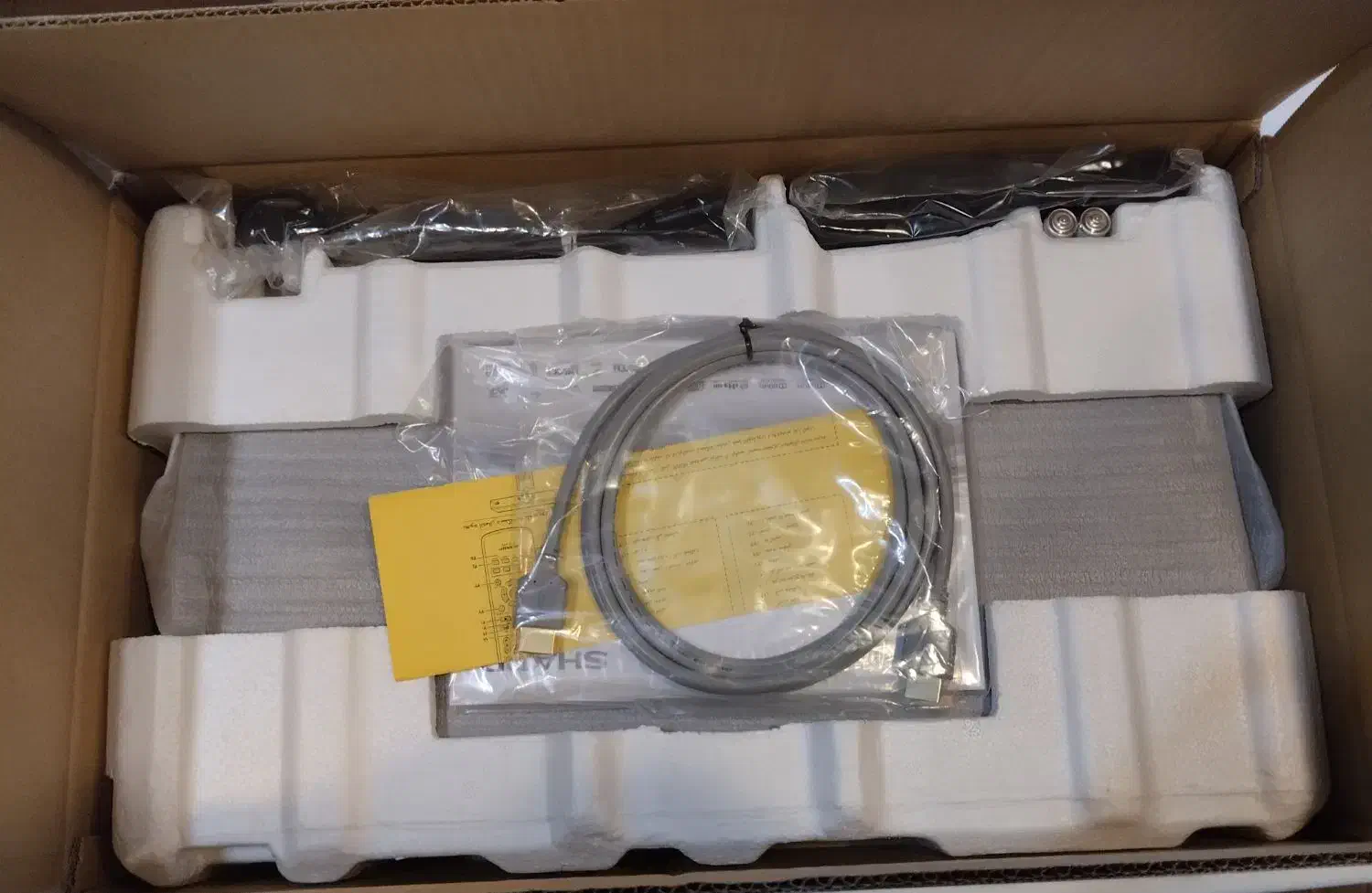 دستگاه بلوری شارپ|پخش‌کننده DVD و ویدیو|شهرکرد, |دیوار