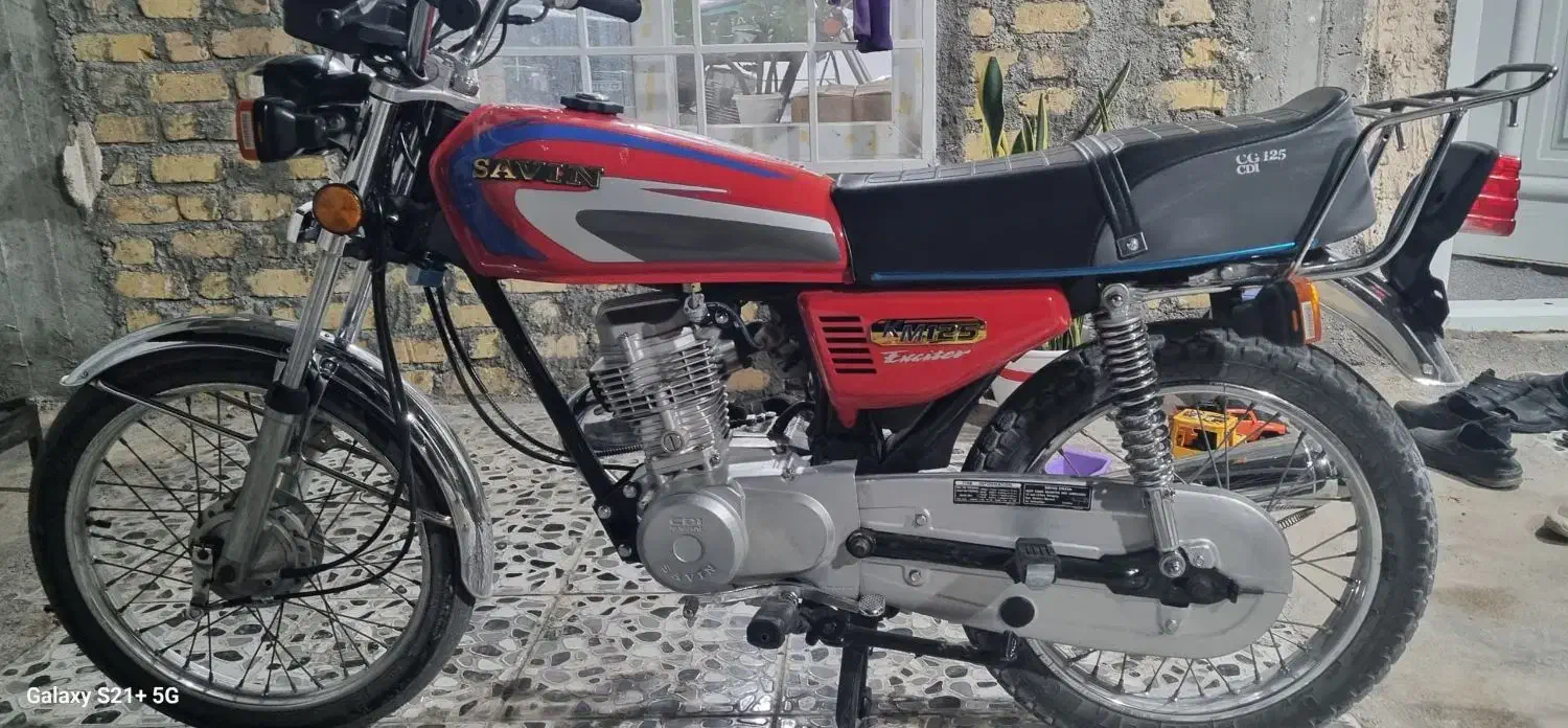 ساوین ۱۲۵ مدل ۹۰ خشک تمام فابریک مدارک کامل|موتورسیکلت|شیراز, لاله|دیوار
