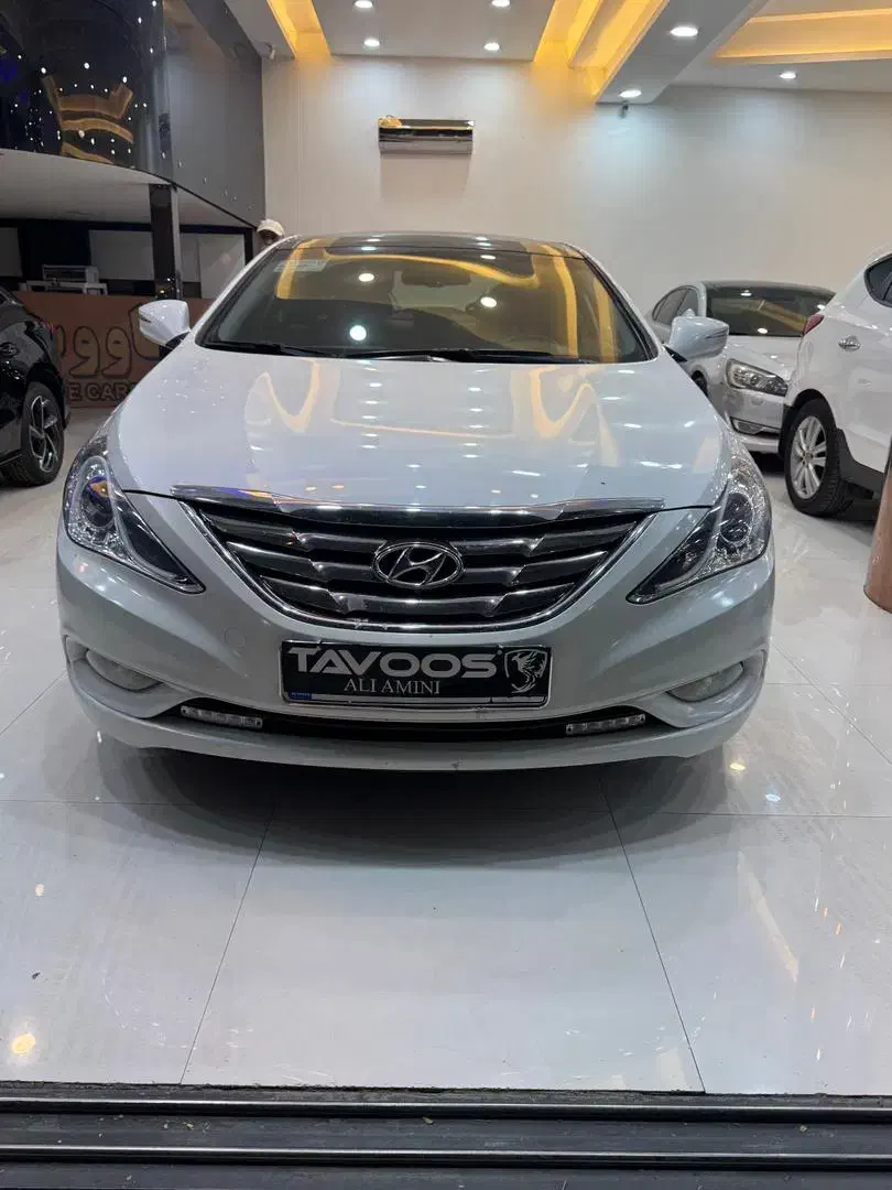 سوناتا yf 2012 (اتوطاووس)|خودرو سواری و وانت|اصفهان, مشکین|دیوار