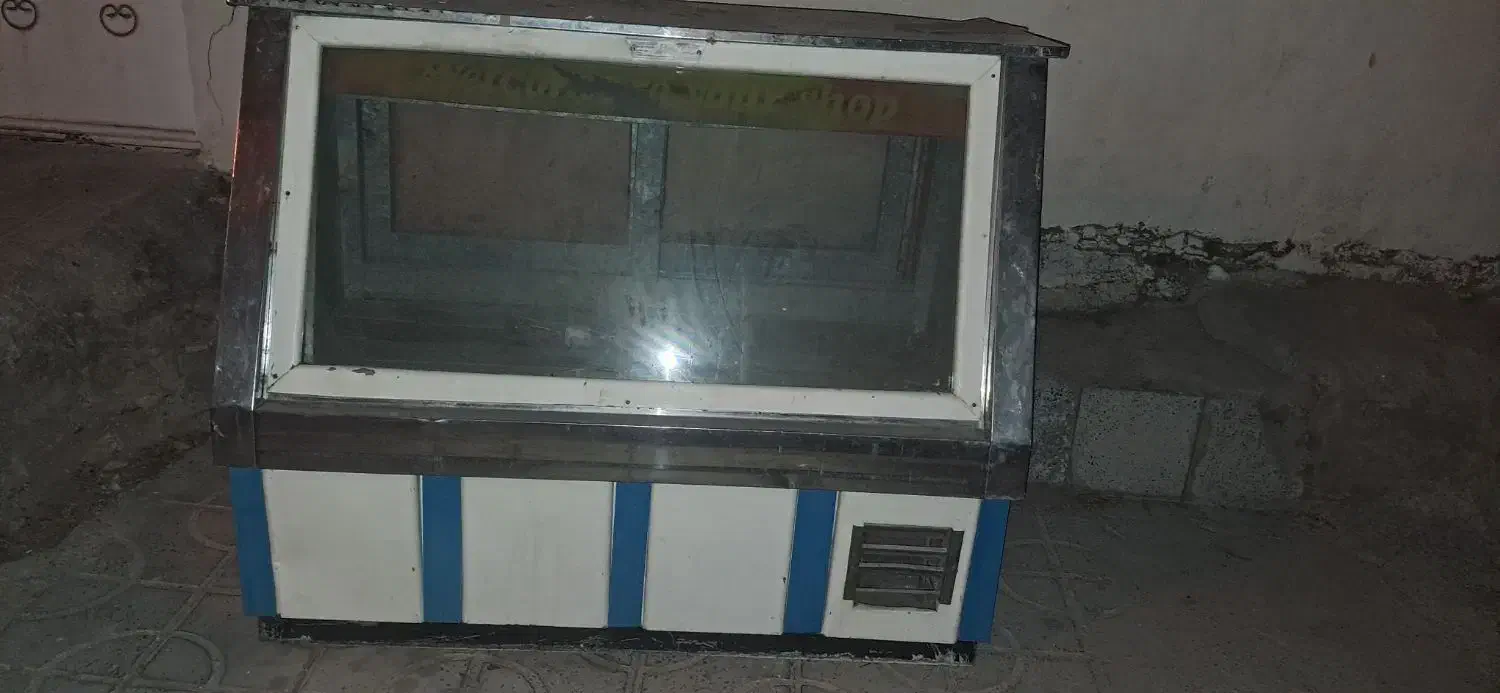 فروش یخچال برای مغازه|فروشگاه و مغازه|ایلام, |دیوار