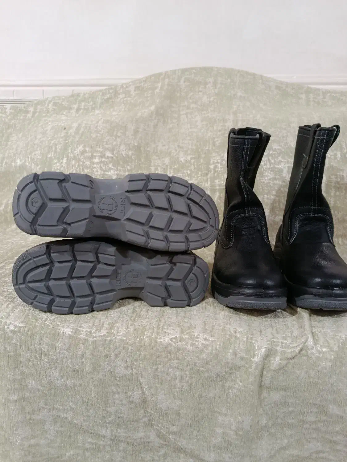 فروش کفش ایمنی ساق بلند در کوهچنار در|کیف، کفش، کمربند|کوه چنار, |دیوار