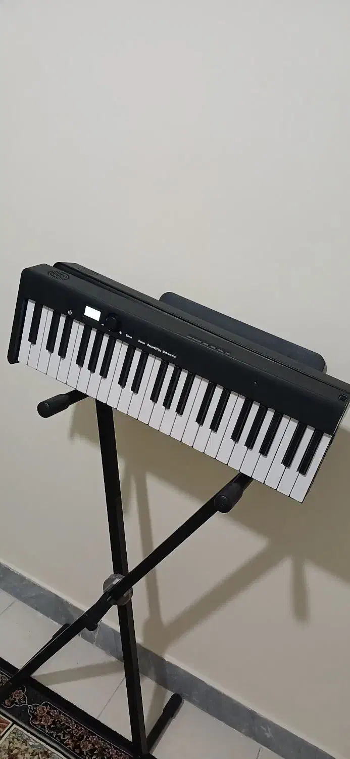 پیانو تاشو  شارژی (میدی کنترلر)|پیانو، کیبورد، آکاردئون|همدان, |دیوار