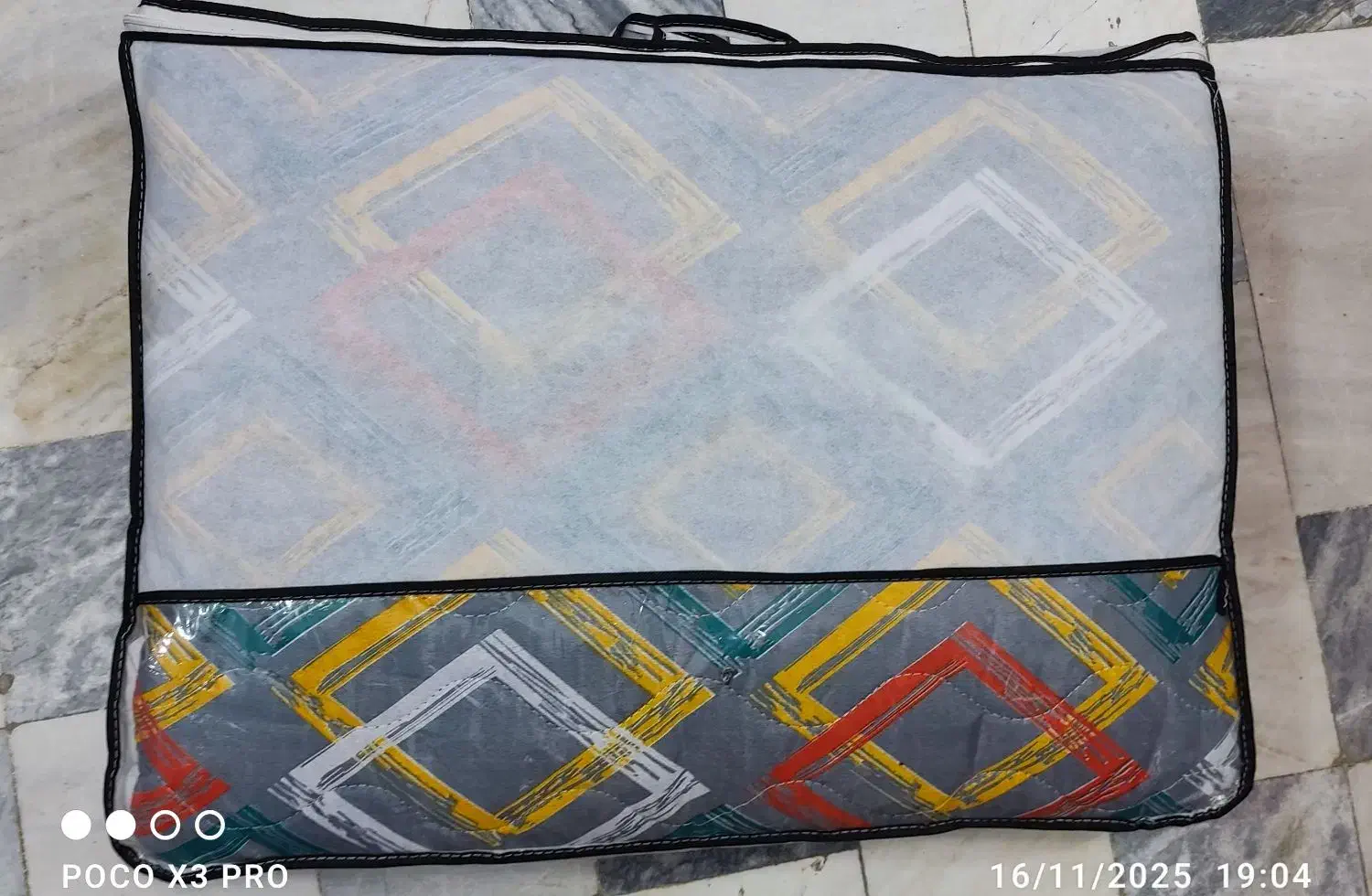 فروش عمده تشک مسافرتی مهمان|رختخواب، بالش، پتو|هرسین, |دیوار