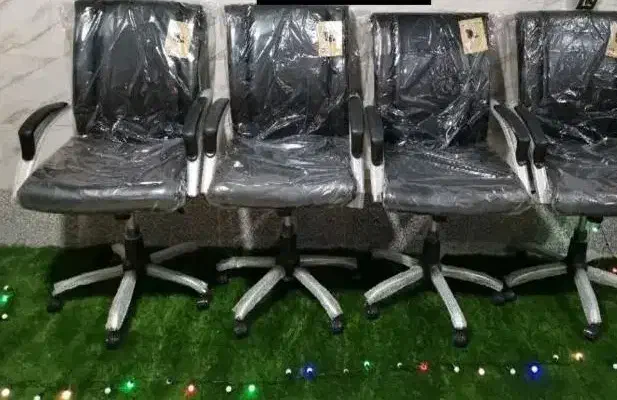 آرین صندلی چرخدار زی زی جکدار کامپیوتر 34 مدیریت 7|مبلمان اداری|شیراز, شهرک کوشکک|دیوار