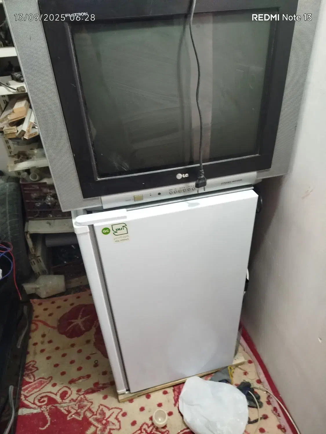 تلویزیون ۲۱ و ۱۴ اینچ|تلویزیون و پروژکتور|شیراز, فرگاز|دیوار