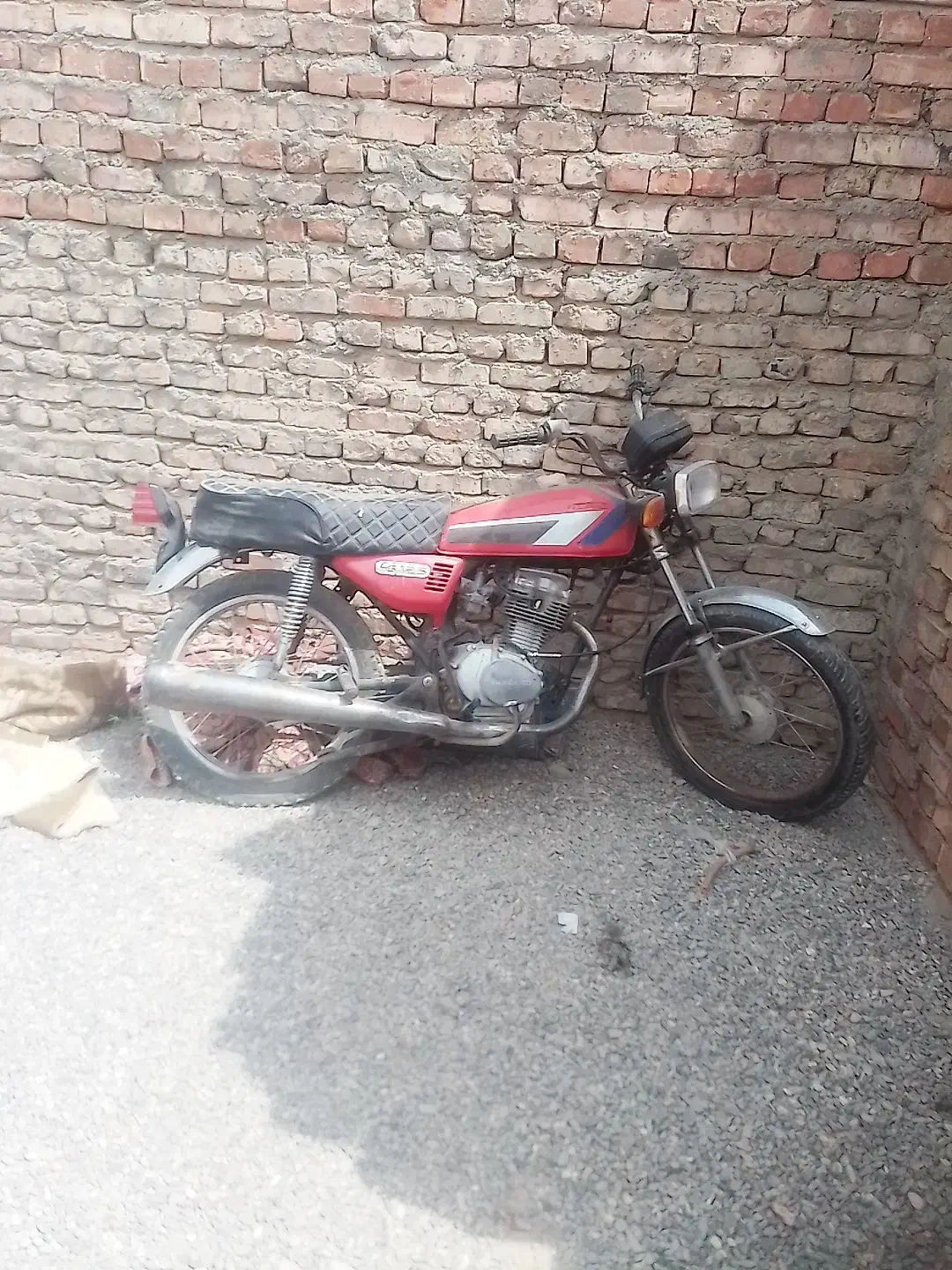 موتور هندا|موتورسیکلت|خاش, |دیوار