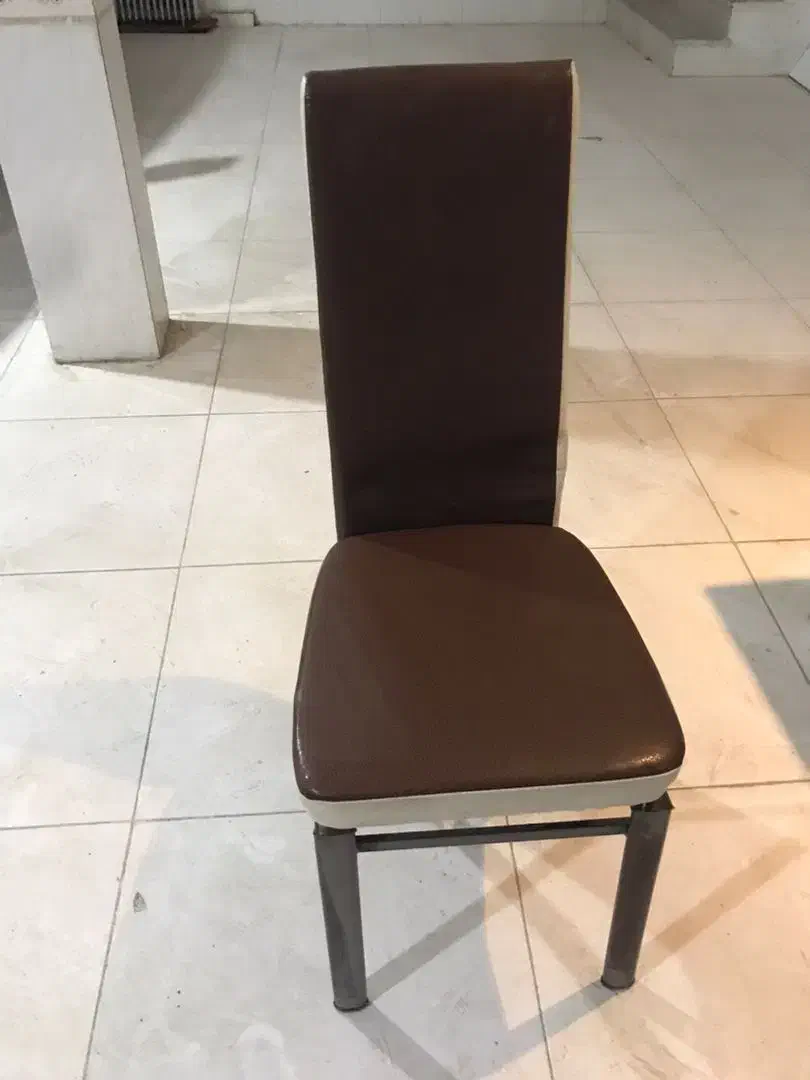 صندلی ومیز تالاری|میز و صندلی غذاخوری|ایلام, |دیوار