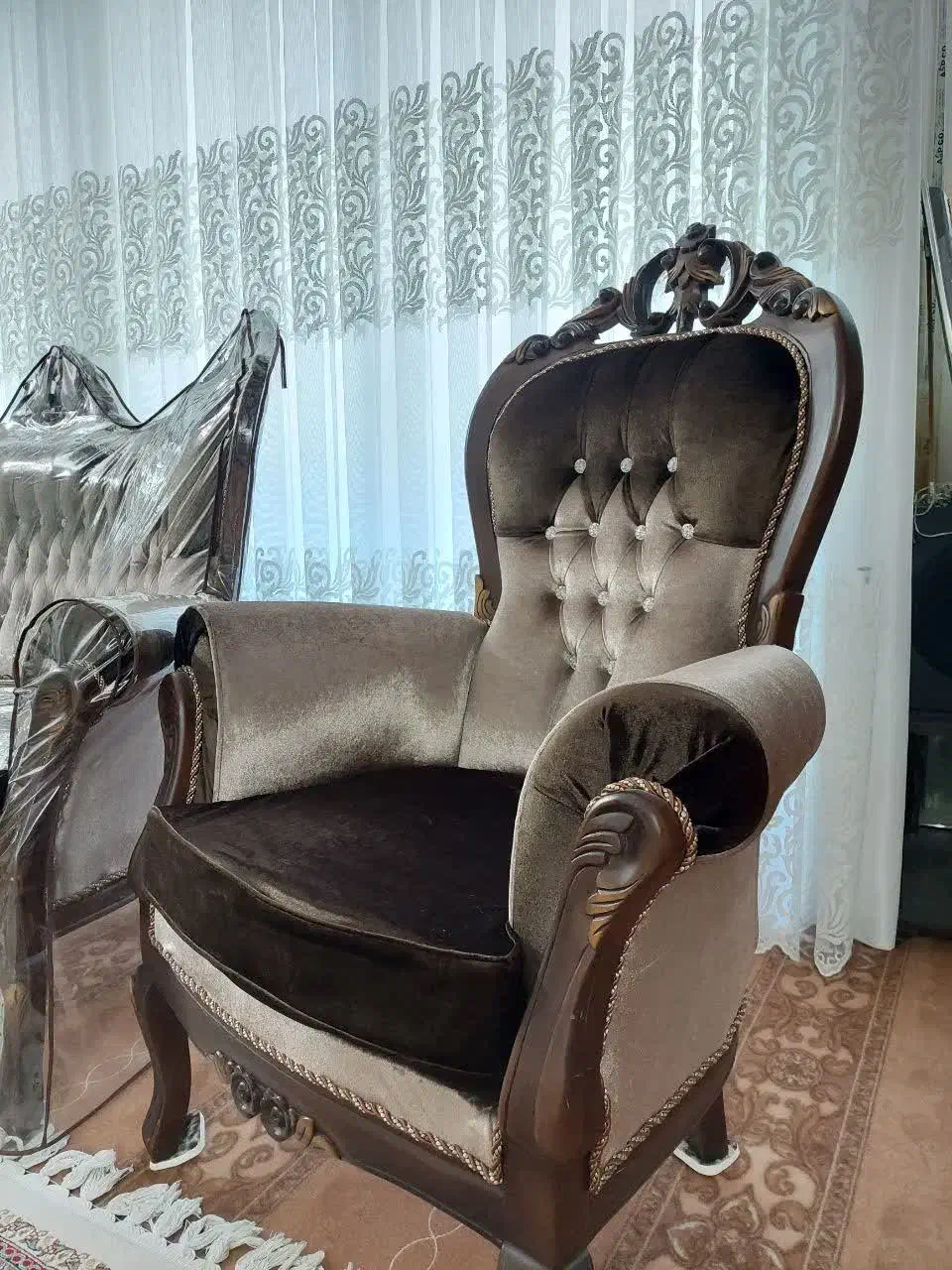 مبلمان ۹ نفره|مبلمان خانگی و میز عسلی|خمینی‌شهر, |دیوار