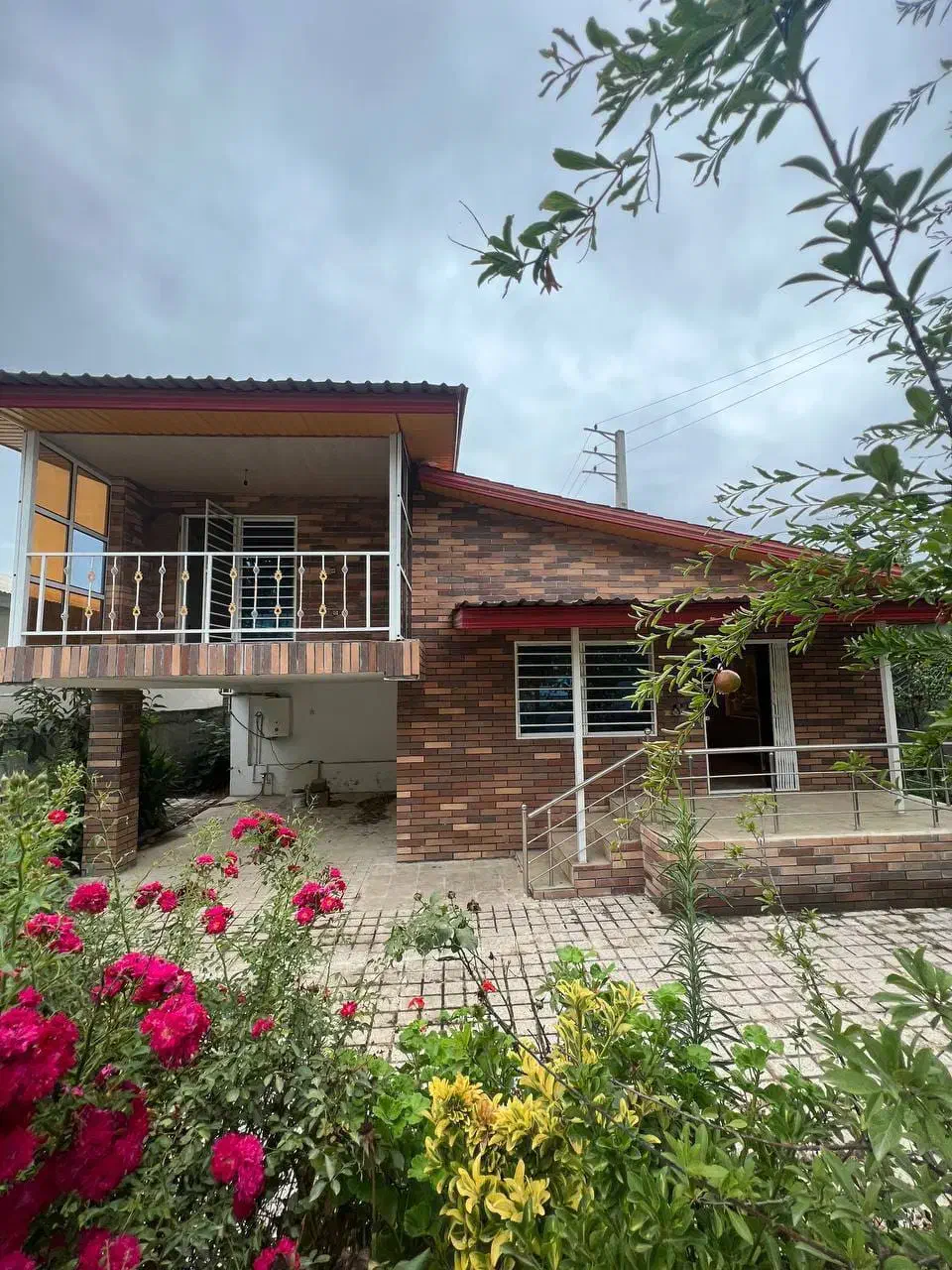 آبنما برکه آتشکده سنگی|خدمات پیشه و مهارت|اصفهان, جلفا|دیوار