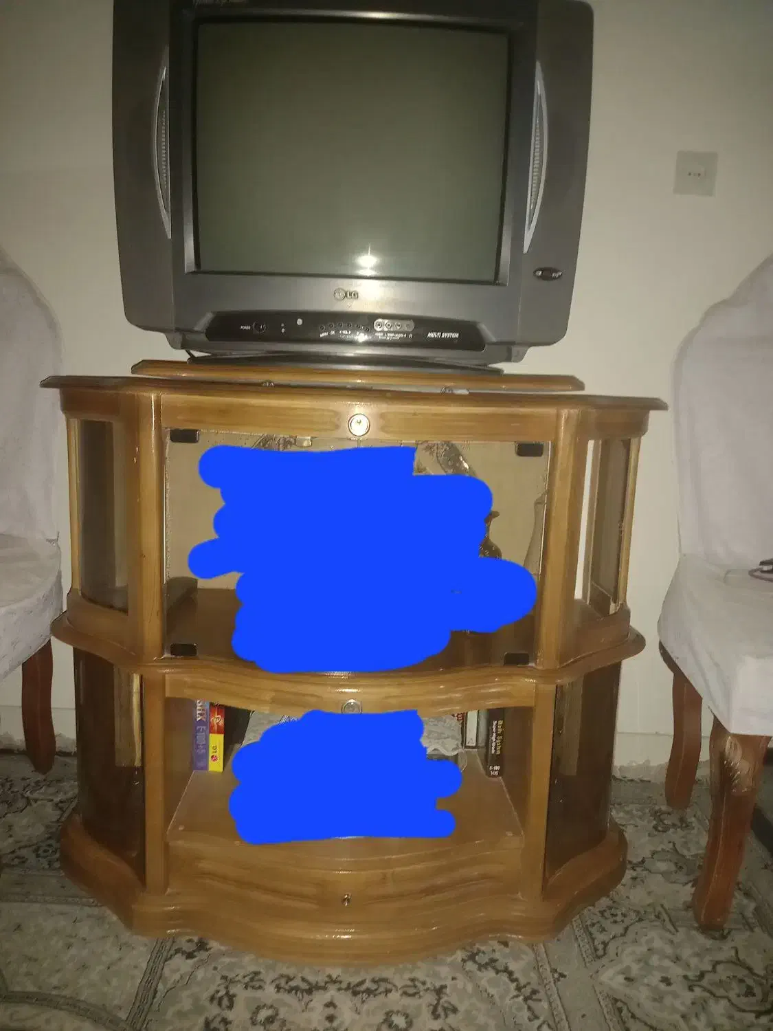 تلویزیون و میزش|میز تلویزیون|زارچ, |دیوار