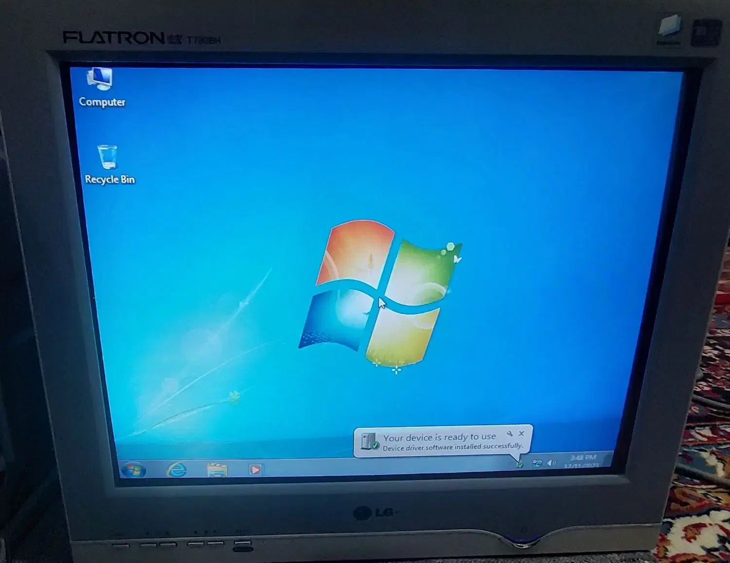 مانیتور LG|قطعات و لوازم جانبی رایانه|کنگاور, |دیوار