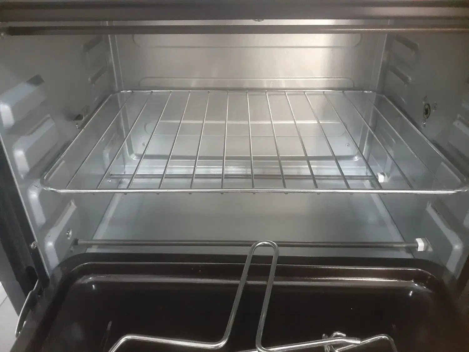 توستر|اجاق گاز و لوازم برقی پخت‌وپز|پرند, فاز ۴|دیوار