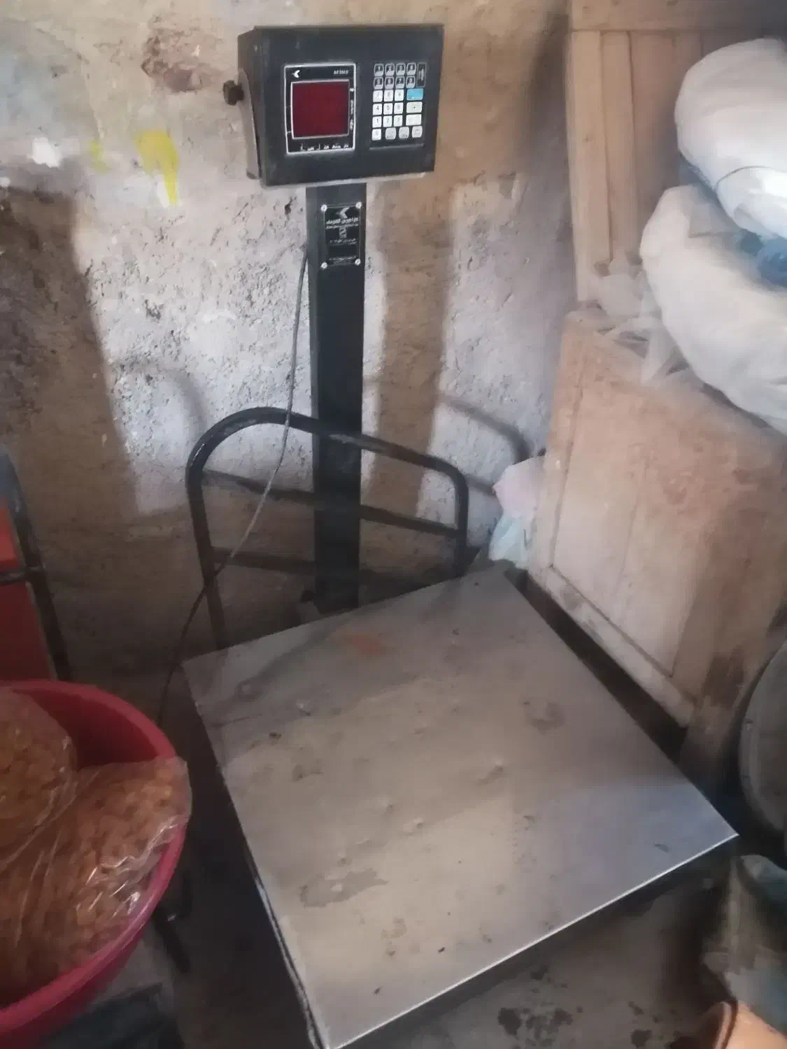 باسکول  دیجیتال ایرانی کارا توزین الکتریک500 ک|فروشگاه و مغازه|زبرخان, |دیوار