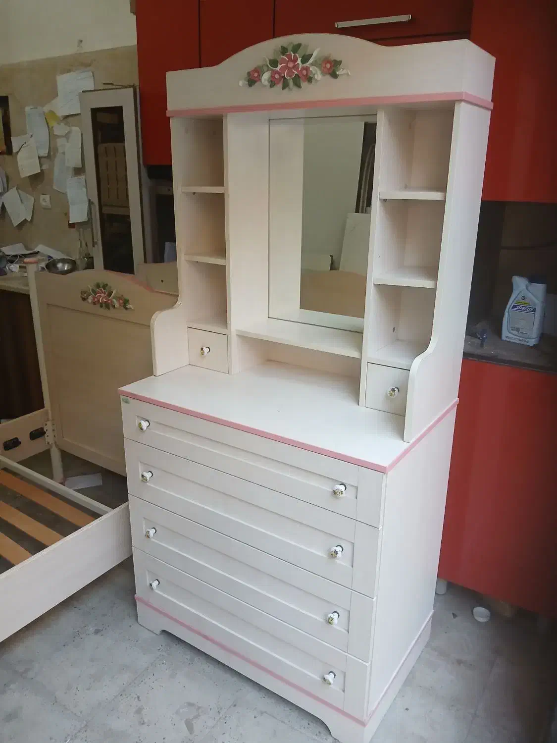 تخت.و.دراور.بچه.نوجوان|تخت و صندلی بچه|چهارباغ, |دیوار