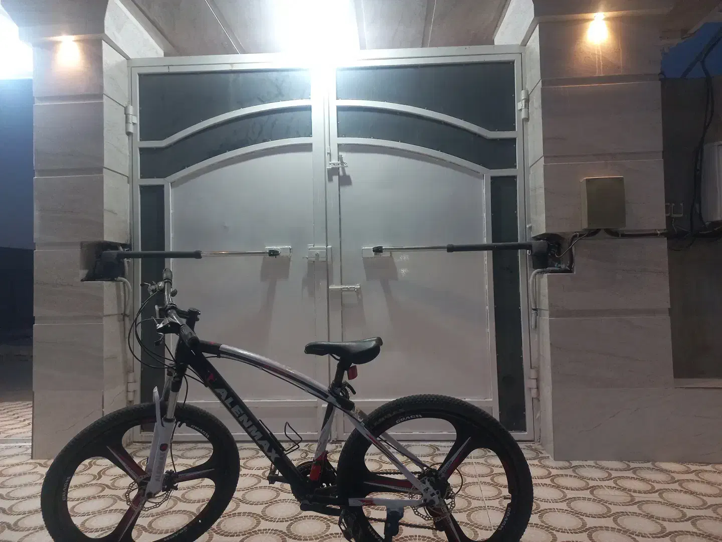 دوچرخه ۲۶رنگ اسپرت|دوچرخه، اسکیت، اسکوتر|بیرم, |دیوار