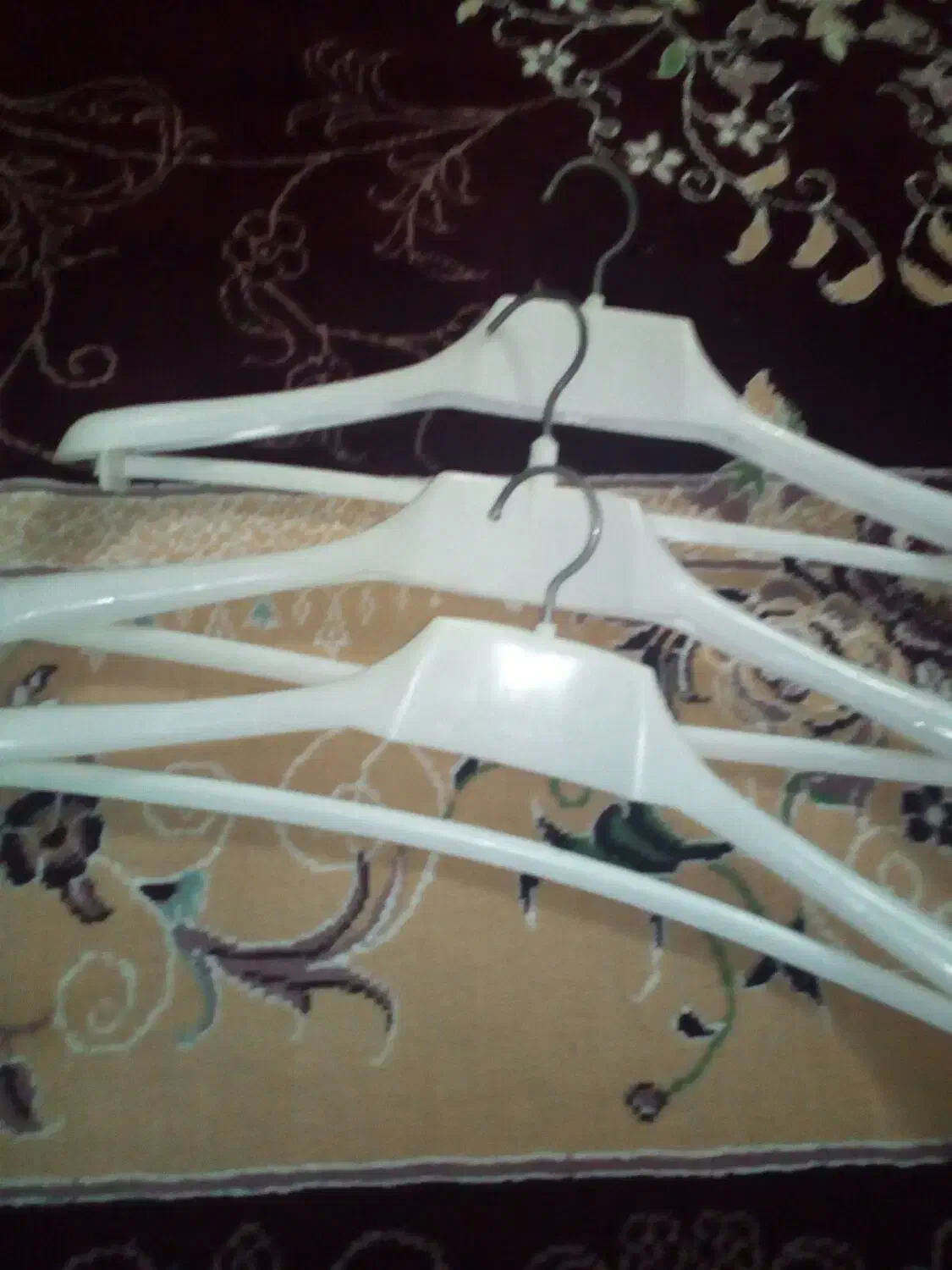 چوب لباسی|فروشگاه و مغازه|مرند, |دیوار