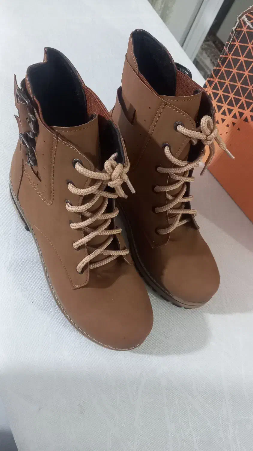 پوتین زنانه نونواصلا استفاده نشده|کیف، کفش، کمربند|کرمانشاه, |دیوار