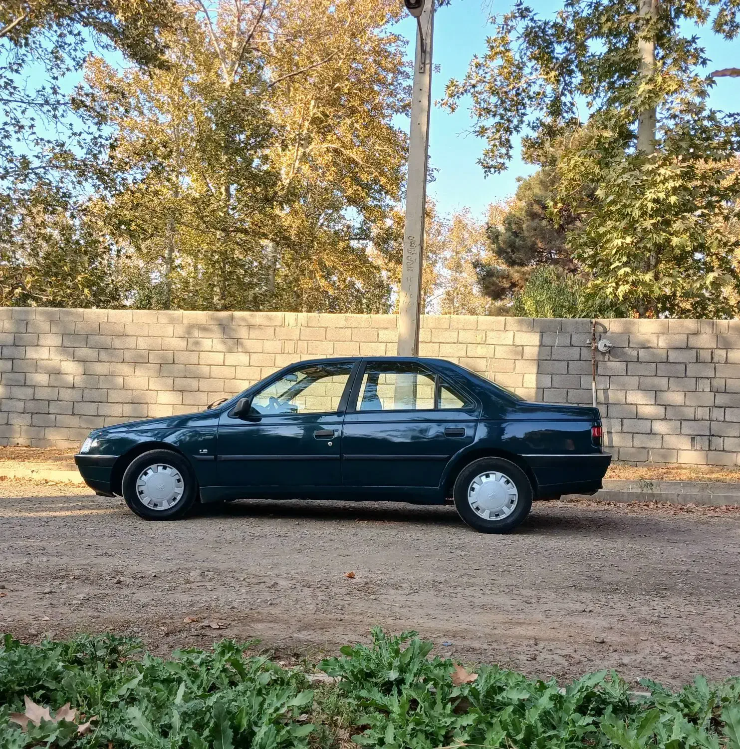 پژو ۴۰۵ تمیز دوبرگ سند|خودرو سواری و وانت|هشتگرد, شهرک کوثر|دیوار