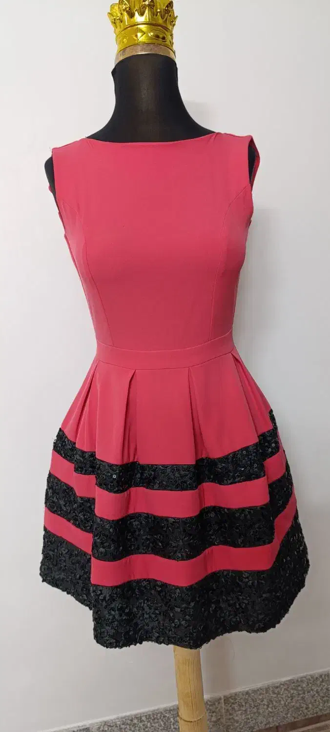 پیراهن عروسکی|لباس|قم, باجک یک|دیوار