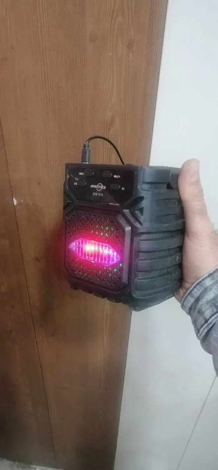 اسپیکر بلوتوثی فلاشخور|پخشکننده همراه|مهاباد (آذربایجان غربی), |دیوار