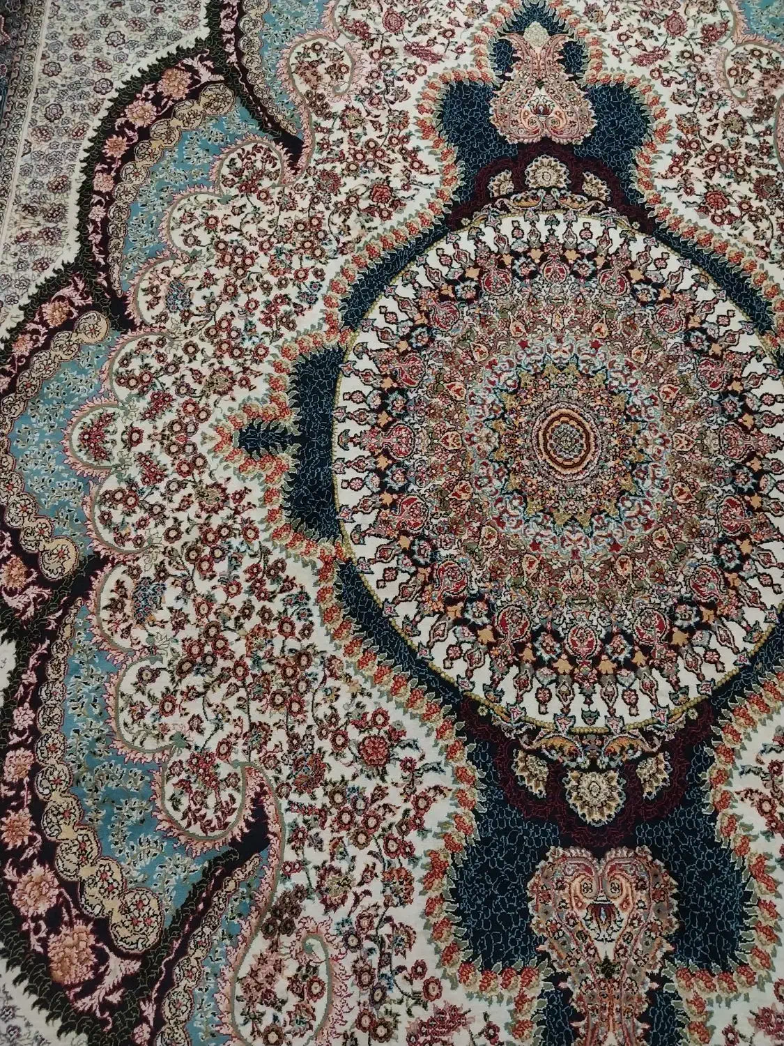*دو عدد فرش*|فرش|گرگان, |دیوار