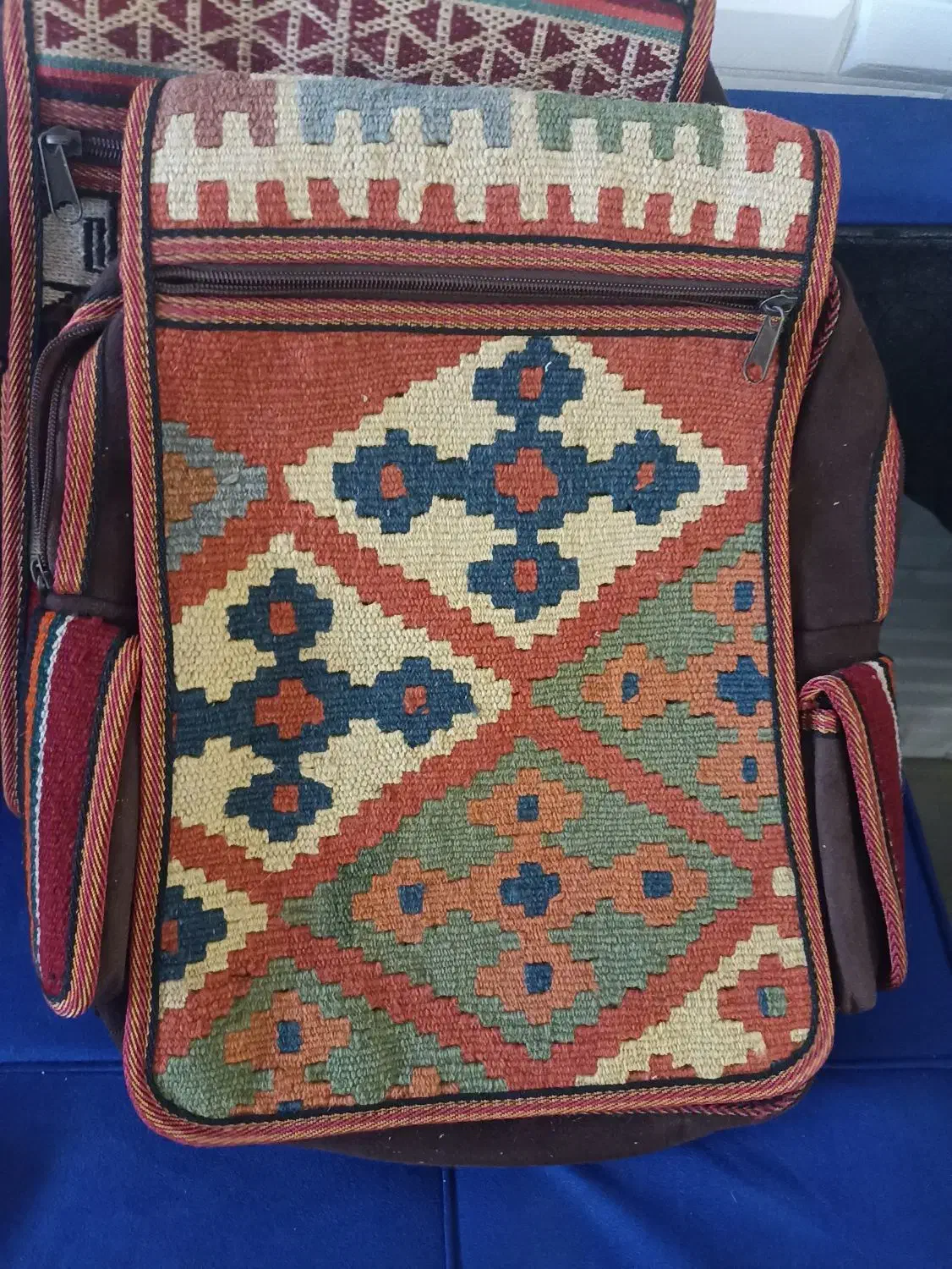 کیف مدرسه ای|کیف، کفش، کمربند|میناب, |دیوار
