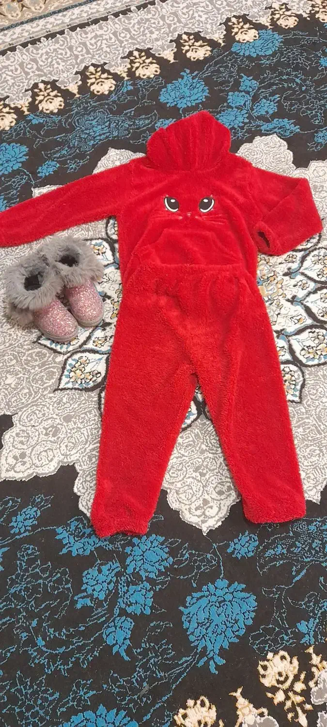 لباس در حدنو ومناسب|کفش و لباس بچه|شیراز, رکن‌آباد|دیوار