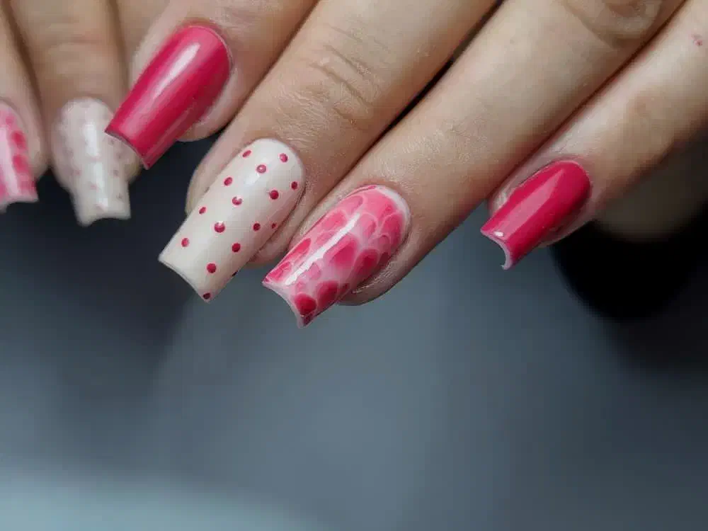 کاشت ناخن300|خدمات آرایشگری و زیبایی|سبزوار, عظیمیان|دیوار