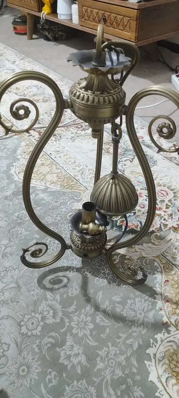 لوستر نو بدون کارکرد|لوستر و چراغ آویز|پاکدشت, پاکدشت (مامازند)|دیوار